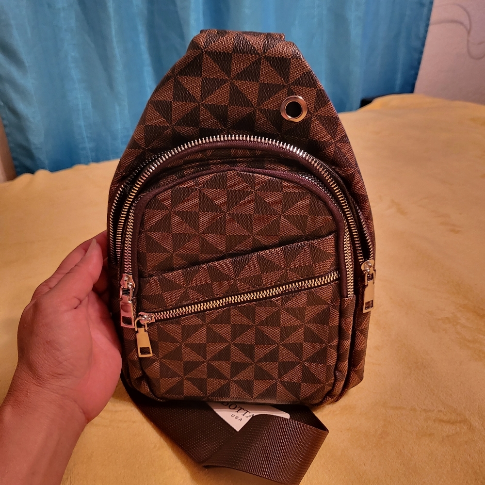 CROSSBODY UNISEX